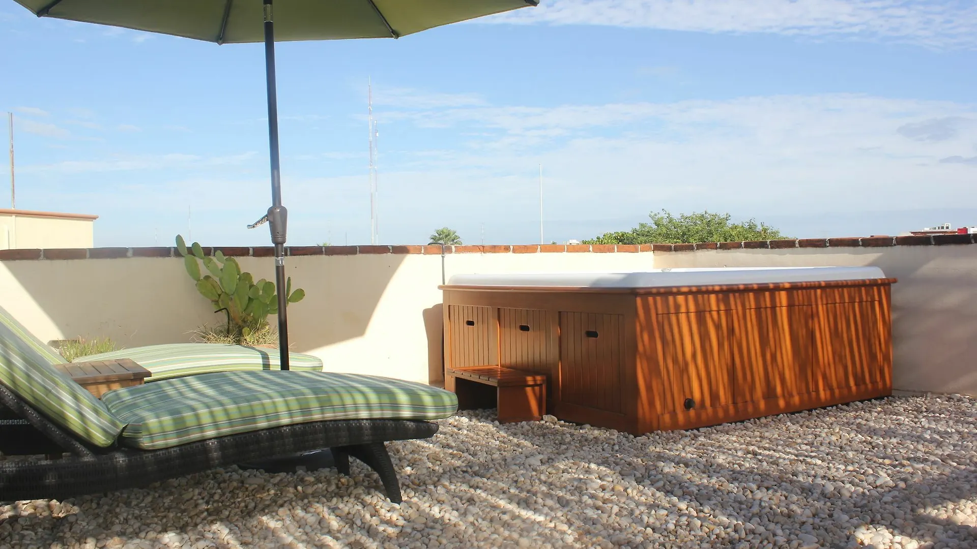 La Armonia Suites Playa del Carmen Hotel